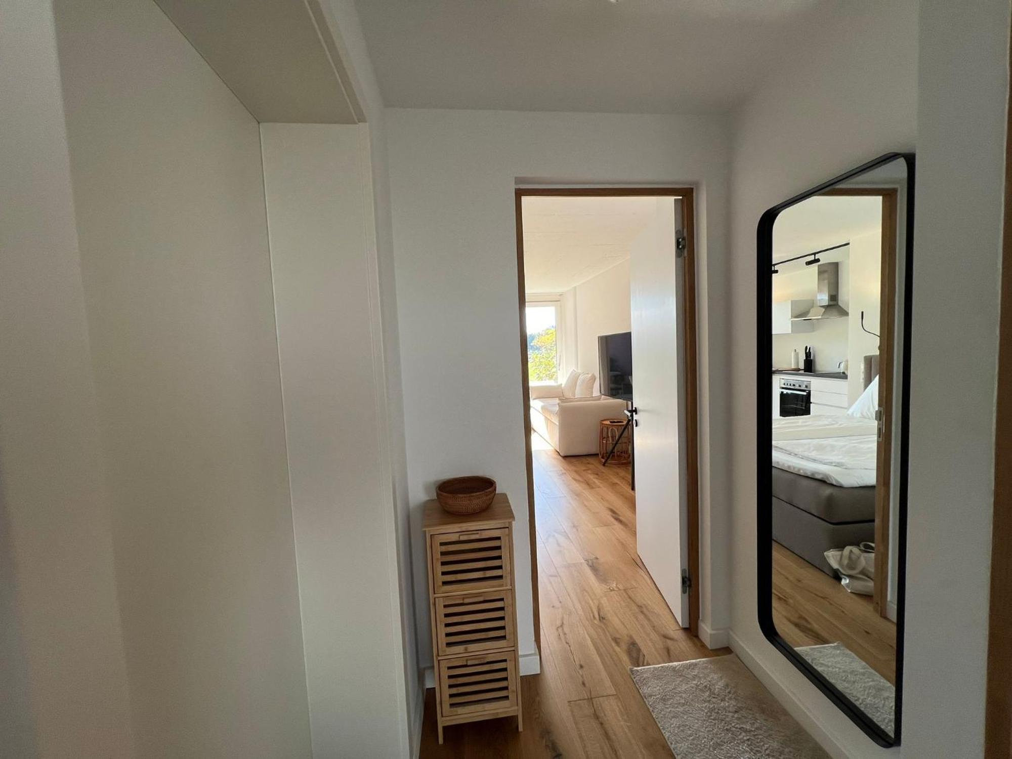 Urban Lodges - Studio Apartments Am Seerhein Konstanz Exterior foto